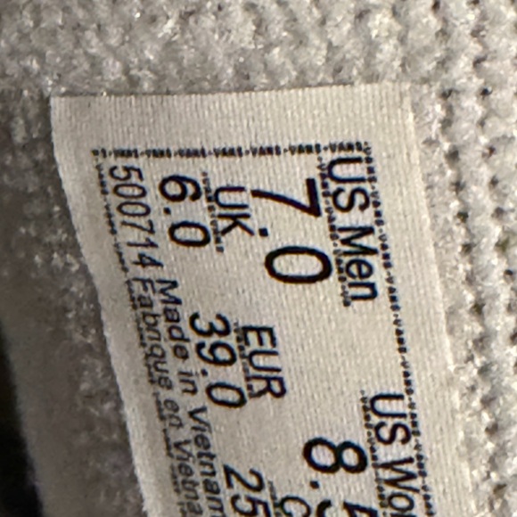 Vans Light Gray & silver Knu Skool Skate Sneakers - Picture 8 of 8